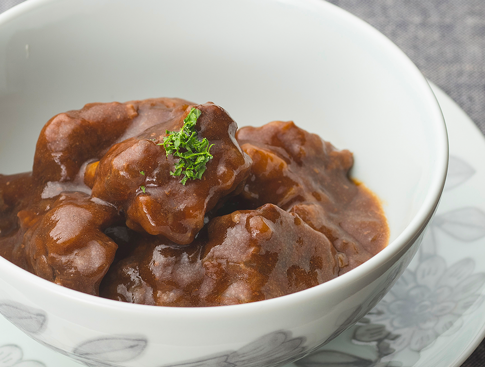 国産豚ほほ肉の 赤ワイン煮込み